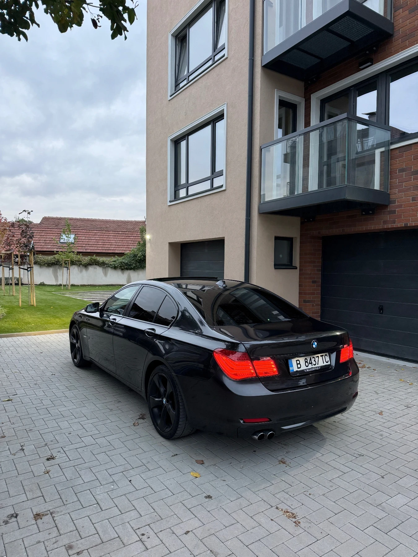 BMW 730  - изображение 8