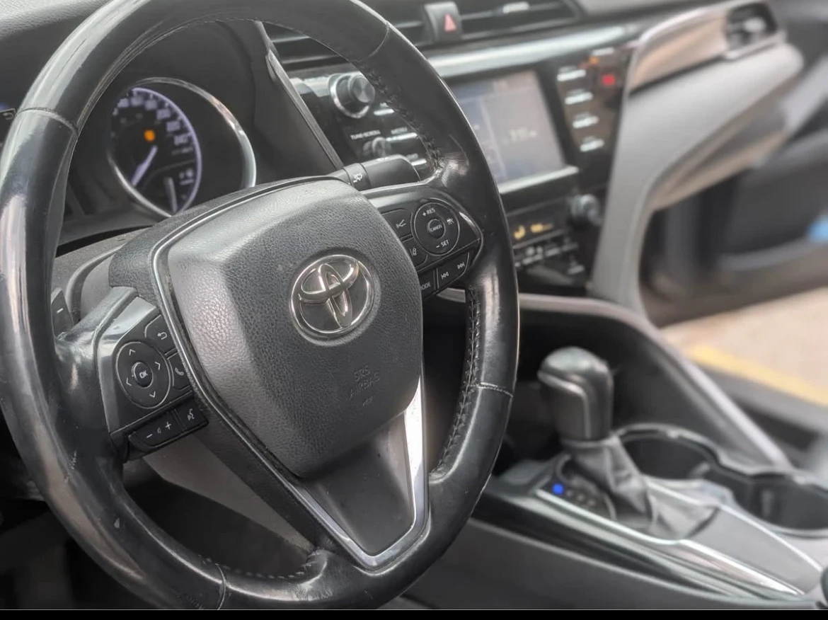 Toyota Camry LE * * ПОДГРЕВ * * КАМЕРА * * CARFAX * * КРЕДИТ - изображение 5