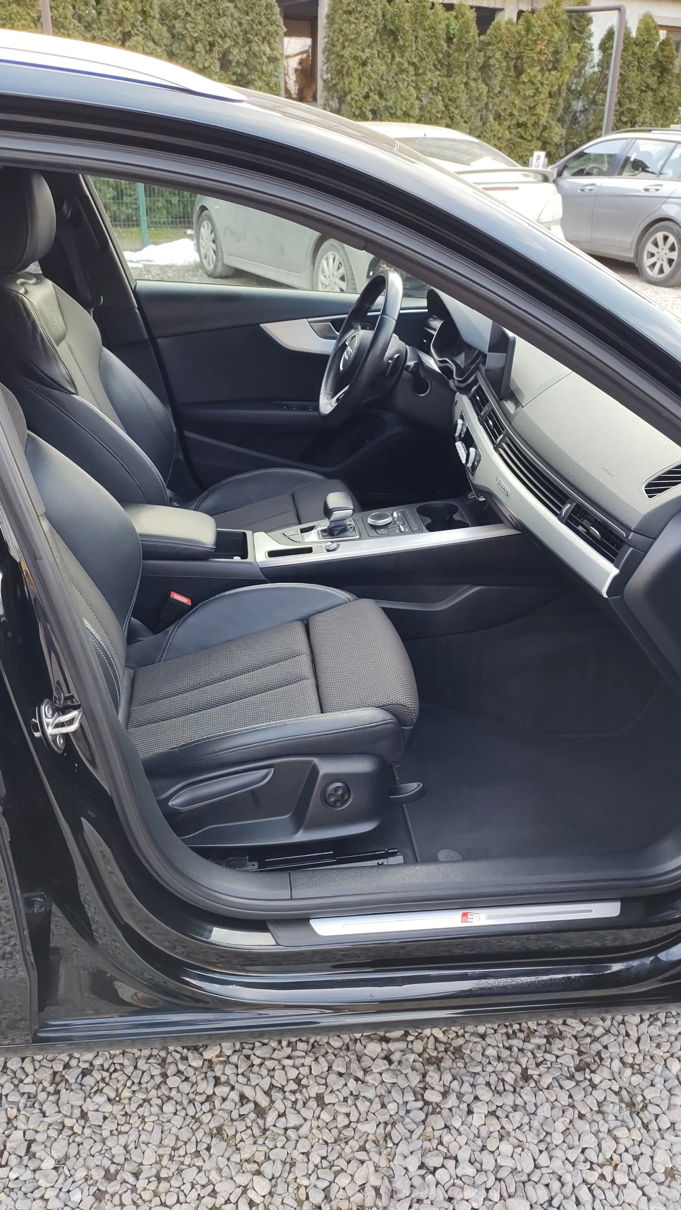 Audi A4 S-Line/190kc/Quattro/Дистроник , снимка 17 - Автомобили и джипове - 53727800