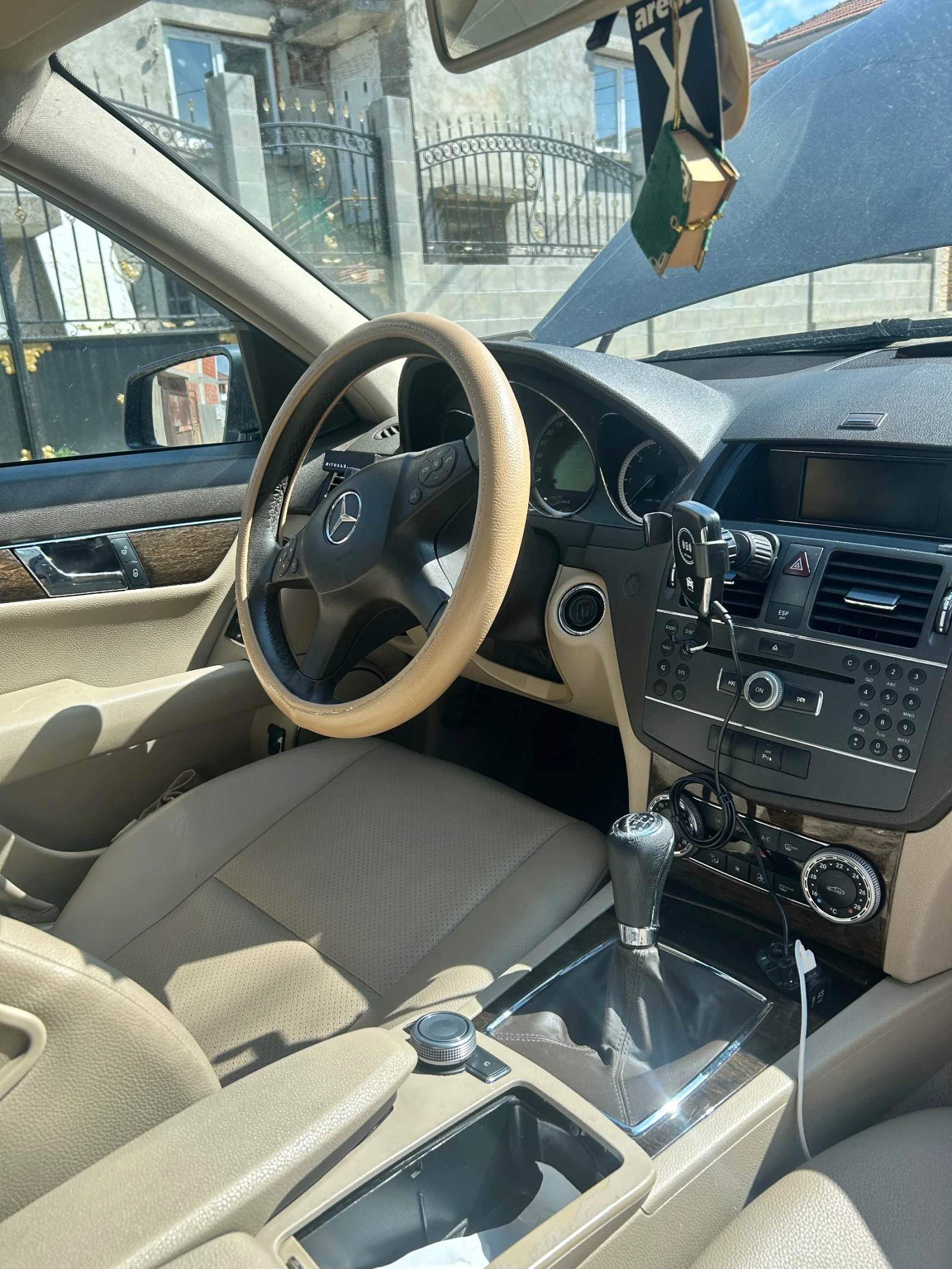 Mercedes-Benz C 200, снимка 6 - Автомобили и джипове - 53974174