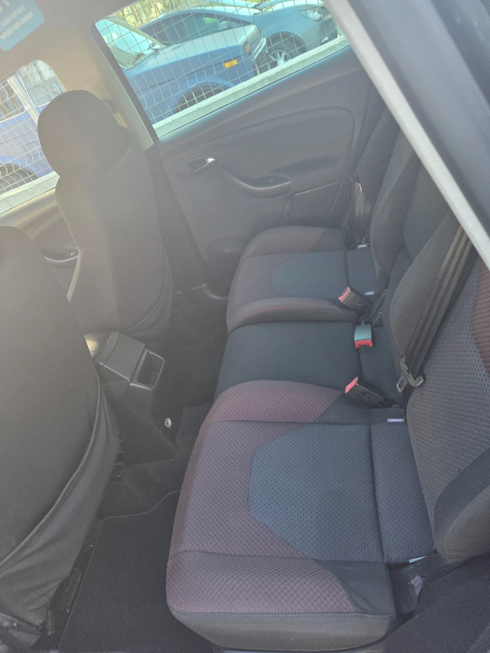 Seat Altea, снимка 9 - Автомобили и джипове - 54095990