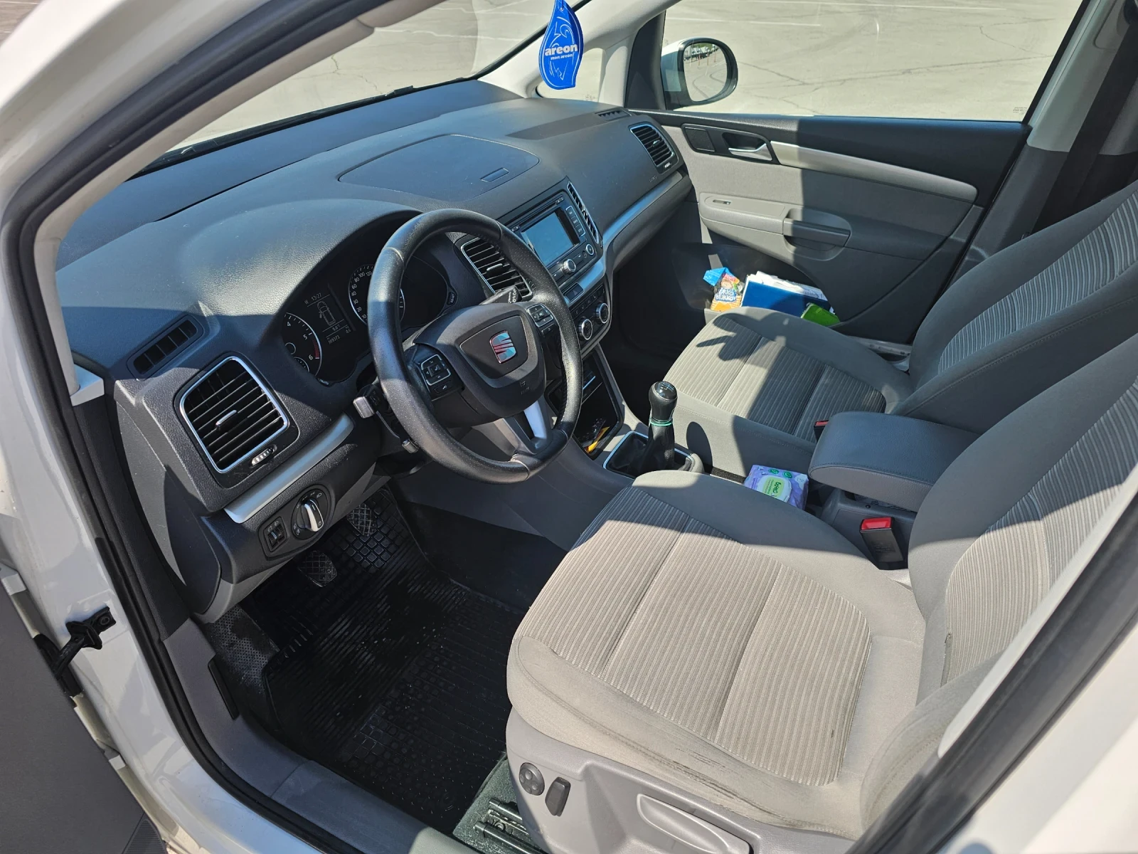 Seat Alhambra, снимка 6 - Автомобили и джипове - 54164758