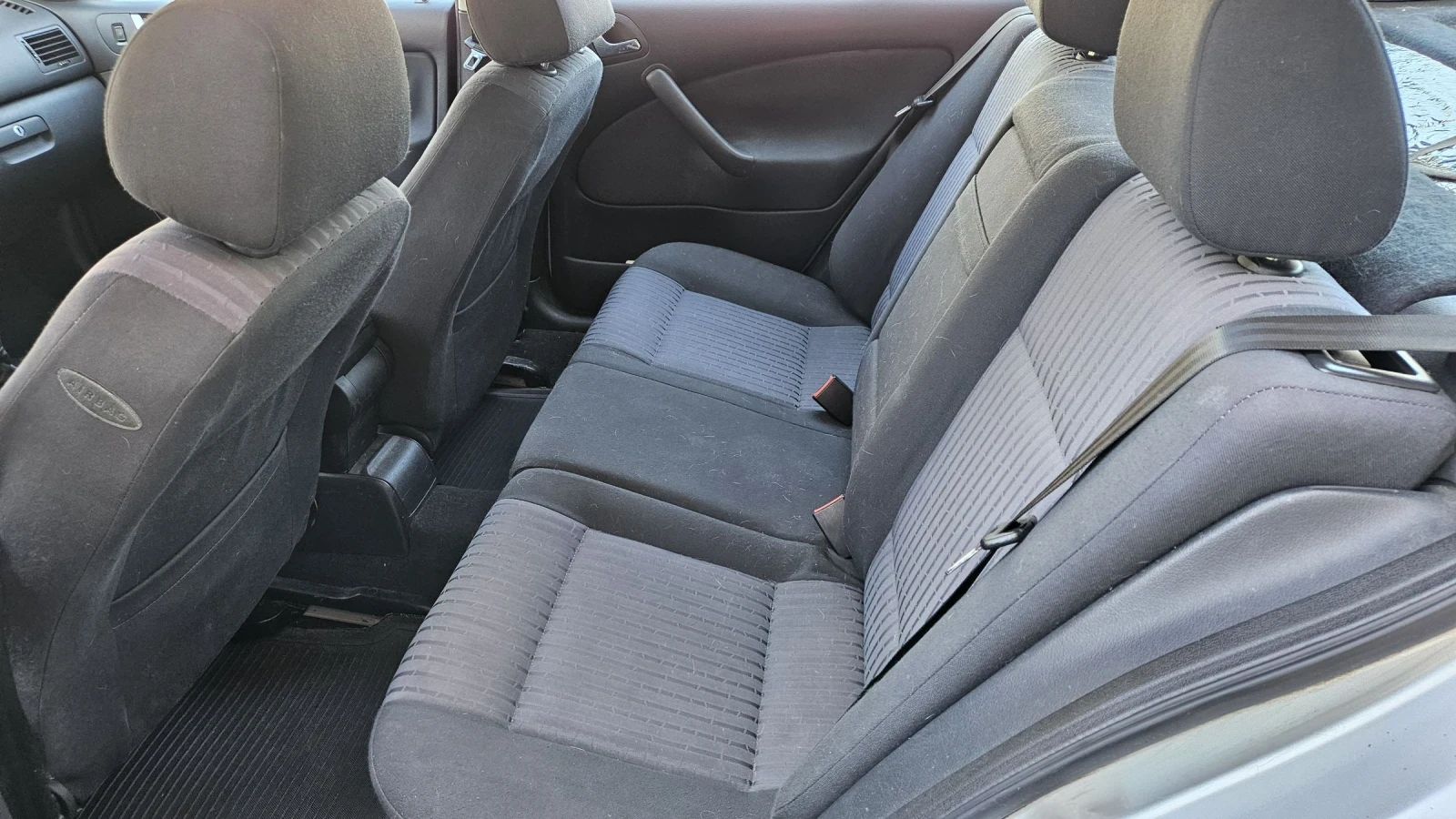 Skoda Octavia 4х4 Уникат Реални  км.., снимка 8 - Автомобили и джипове - 54335637