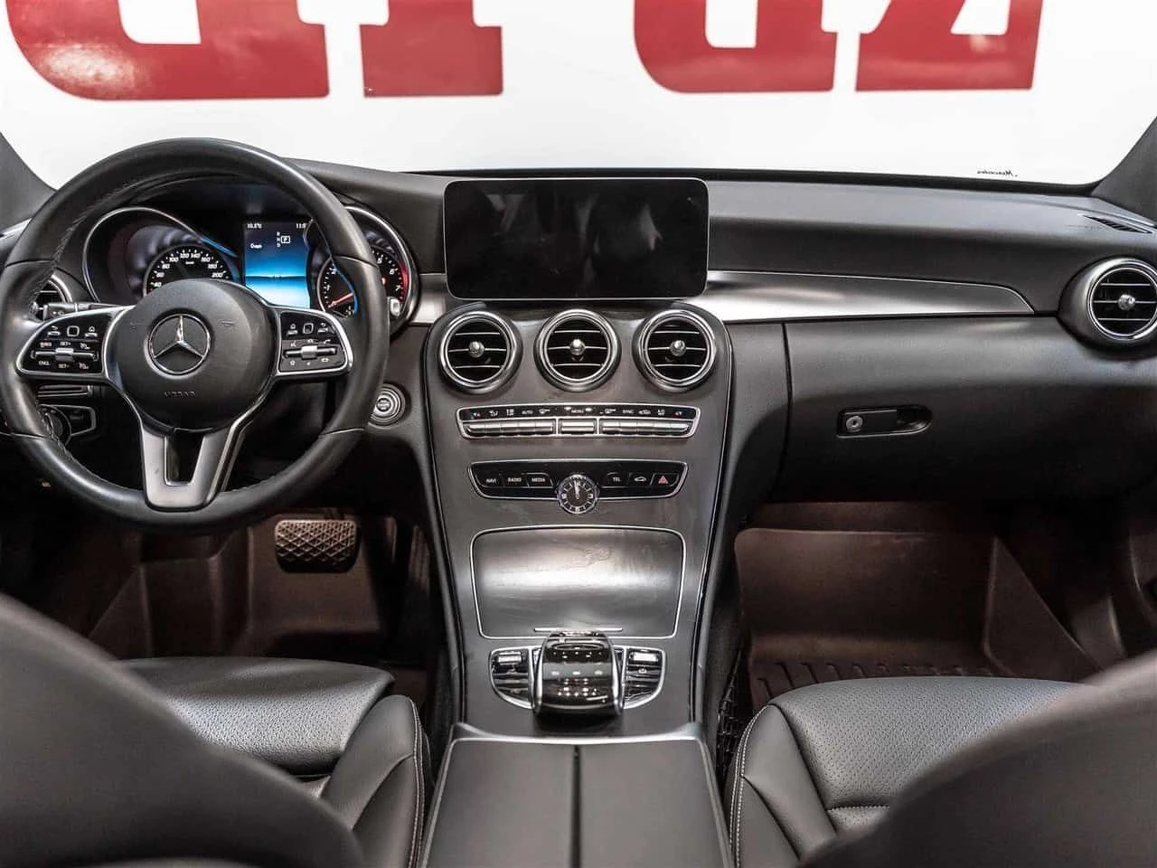Mercedes-Benz C 300 * CARFAX * ЦЕНА ДО БГ, снимка 8 - Автомобили и джипове - 54421992