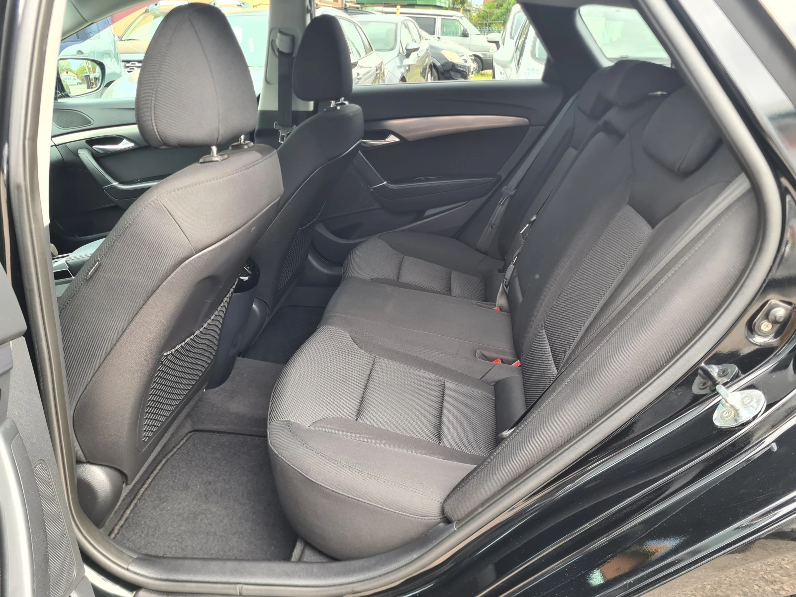 Hyundai I40 1.7CRDi-АВТОМАТИК-ЛИЗИНГ, снимка 11 - Автомобили и джипове - 54477739