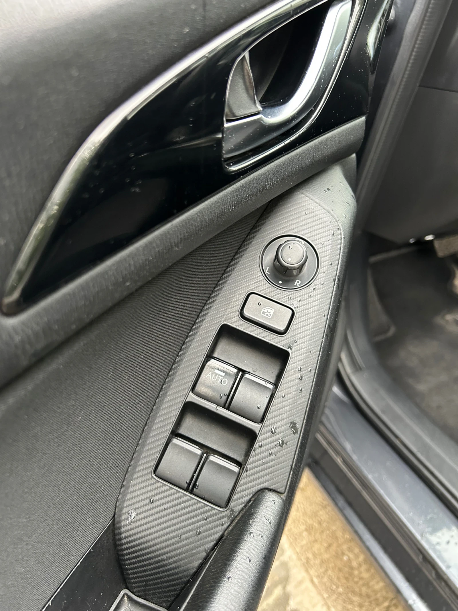 Mazda 3, снимка 16 - Автомобили и джипове - 54610255