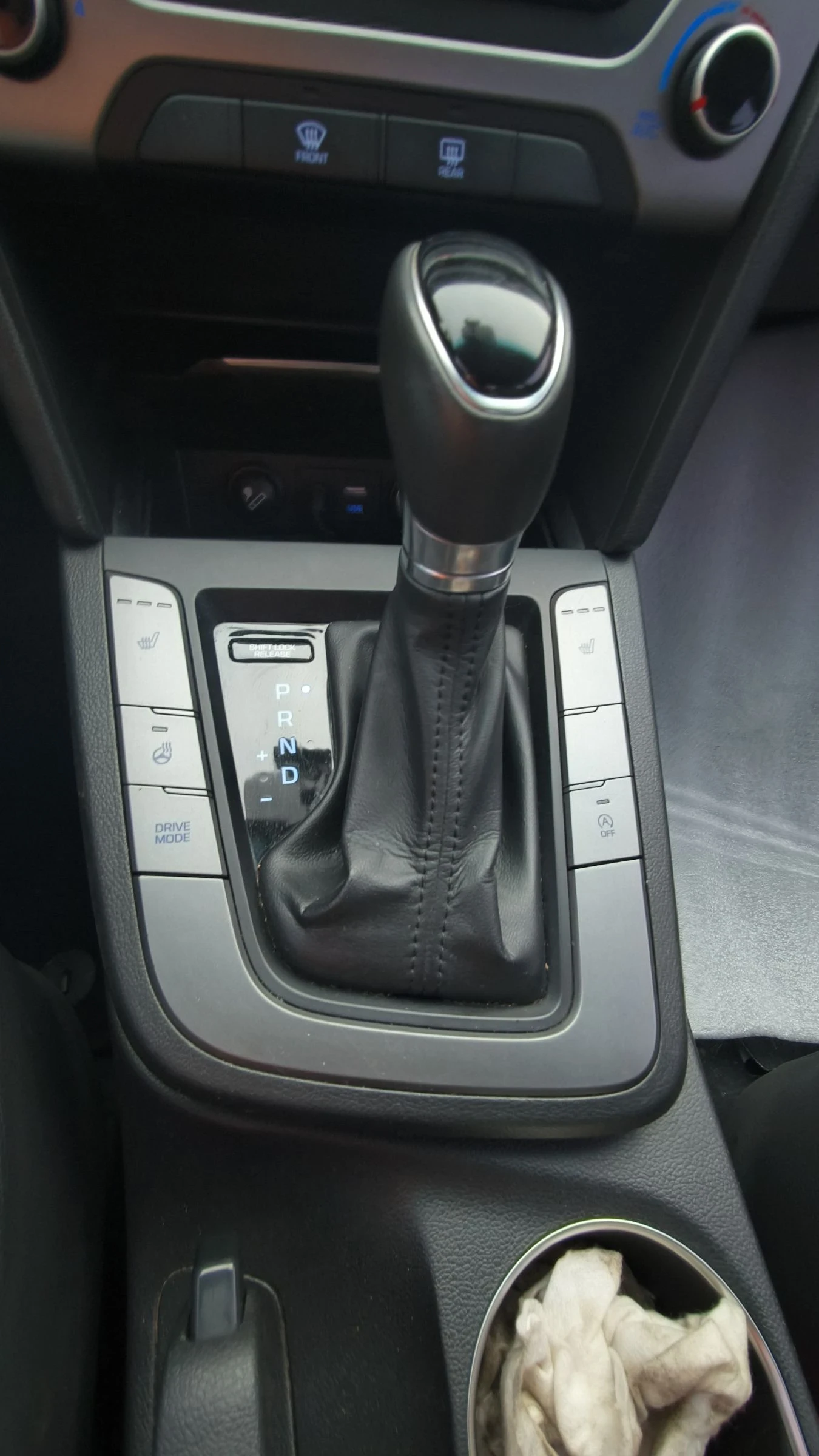Hyundai Elantra Hyundai Avante 1.6D  Лизинг , снимка 10 - Автомобили и джипове - 54853042