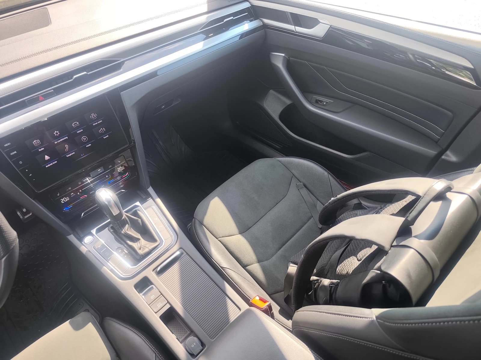 VW Arteon R-Line 4Motion, снимка 12 - Автомобили и джипове - 54948420