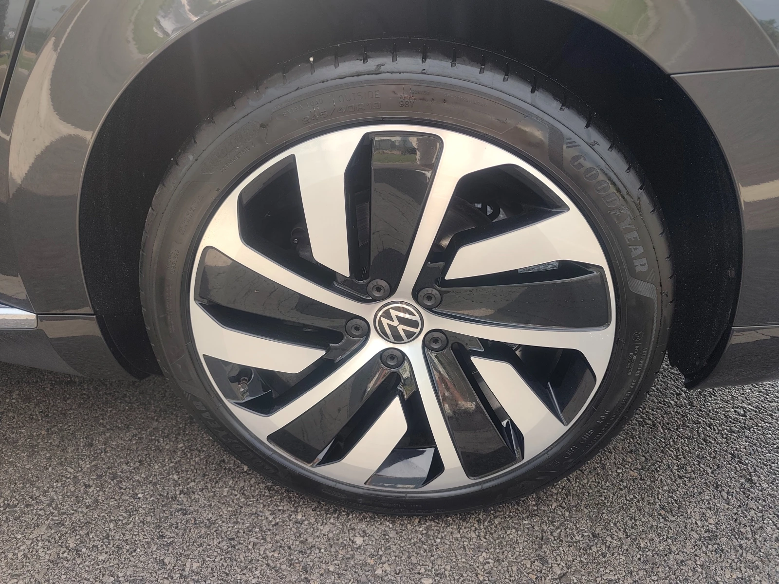 VW Arteon R-Line 4Motion, снимка 9 - Автомобили и джипове - 54948420