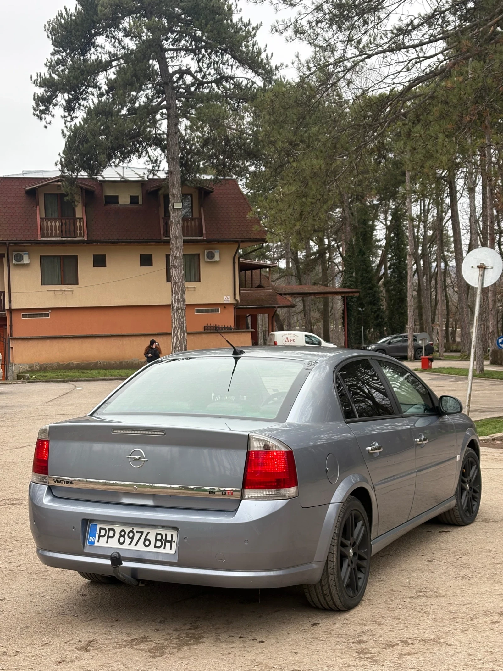 Opel Vectra 1.9cdti, снимка 4 - Автомобили и джипове - 55553800