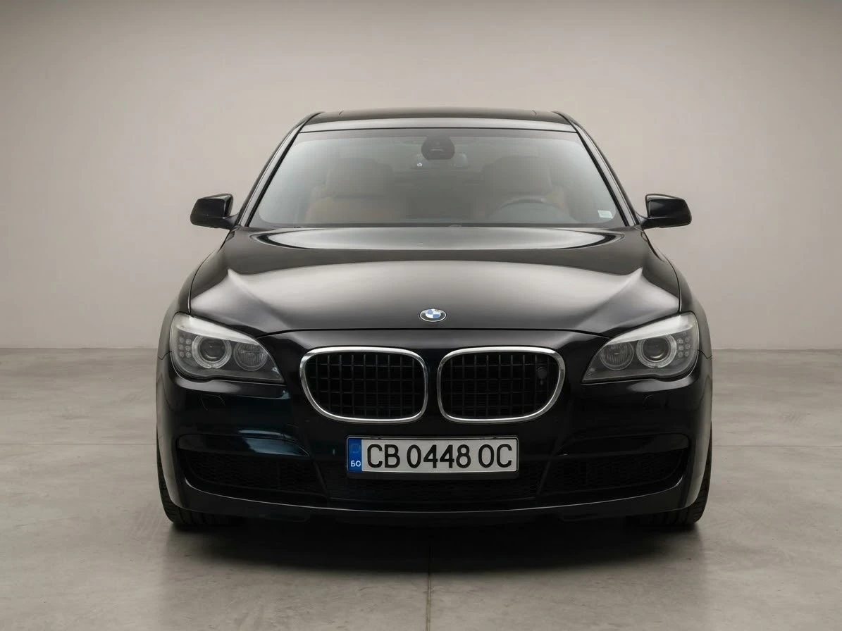 BMW 740 M pack / 8ZF/CarPlay
