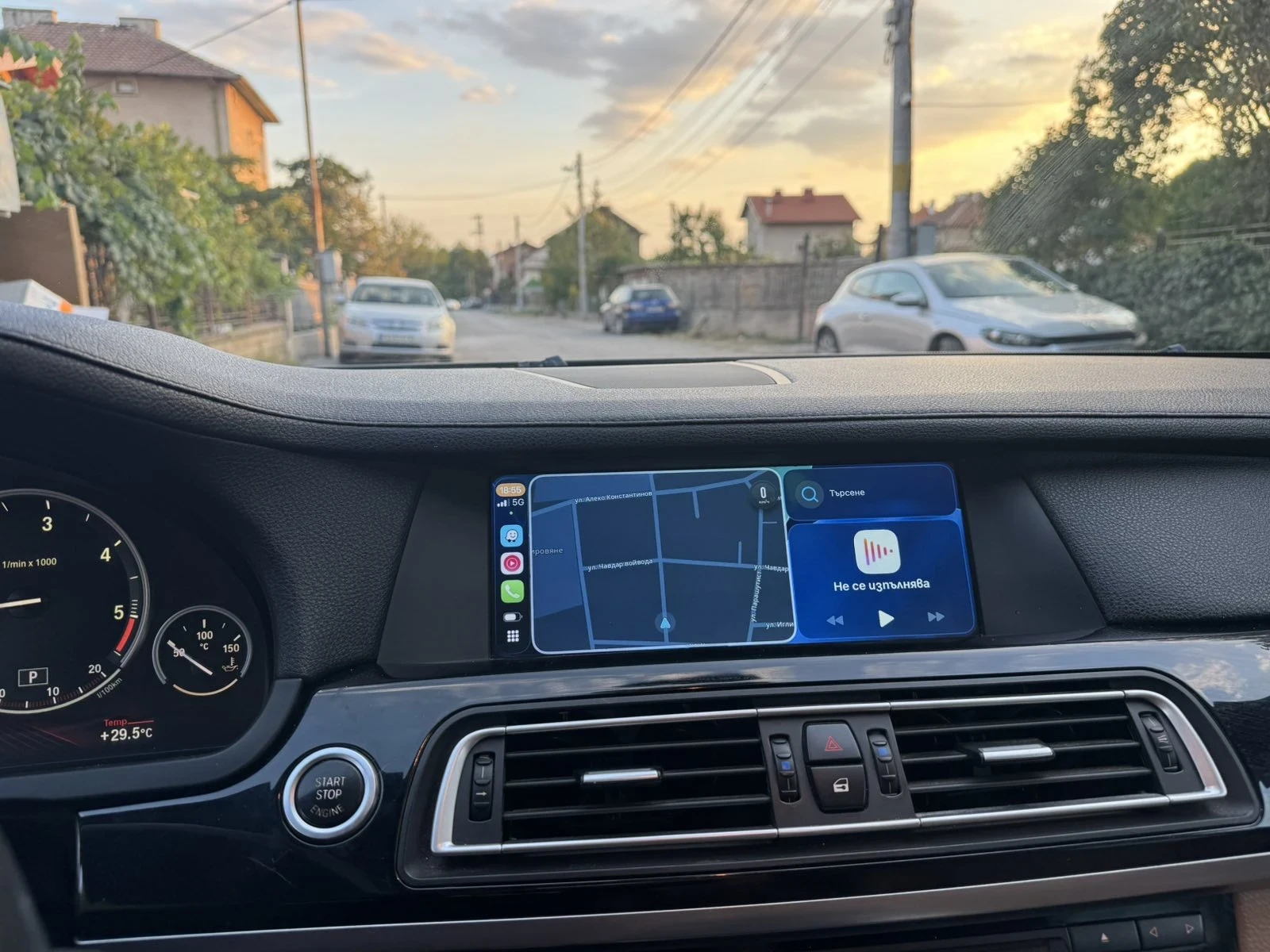 BMW 740 M pack / 8ZF/CarPlay, снимка 8 - Автомобили и джипове - 56149302