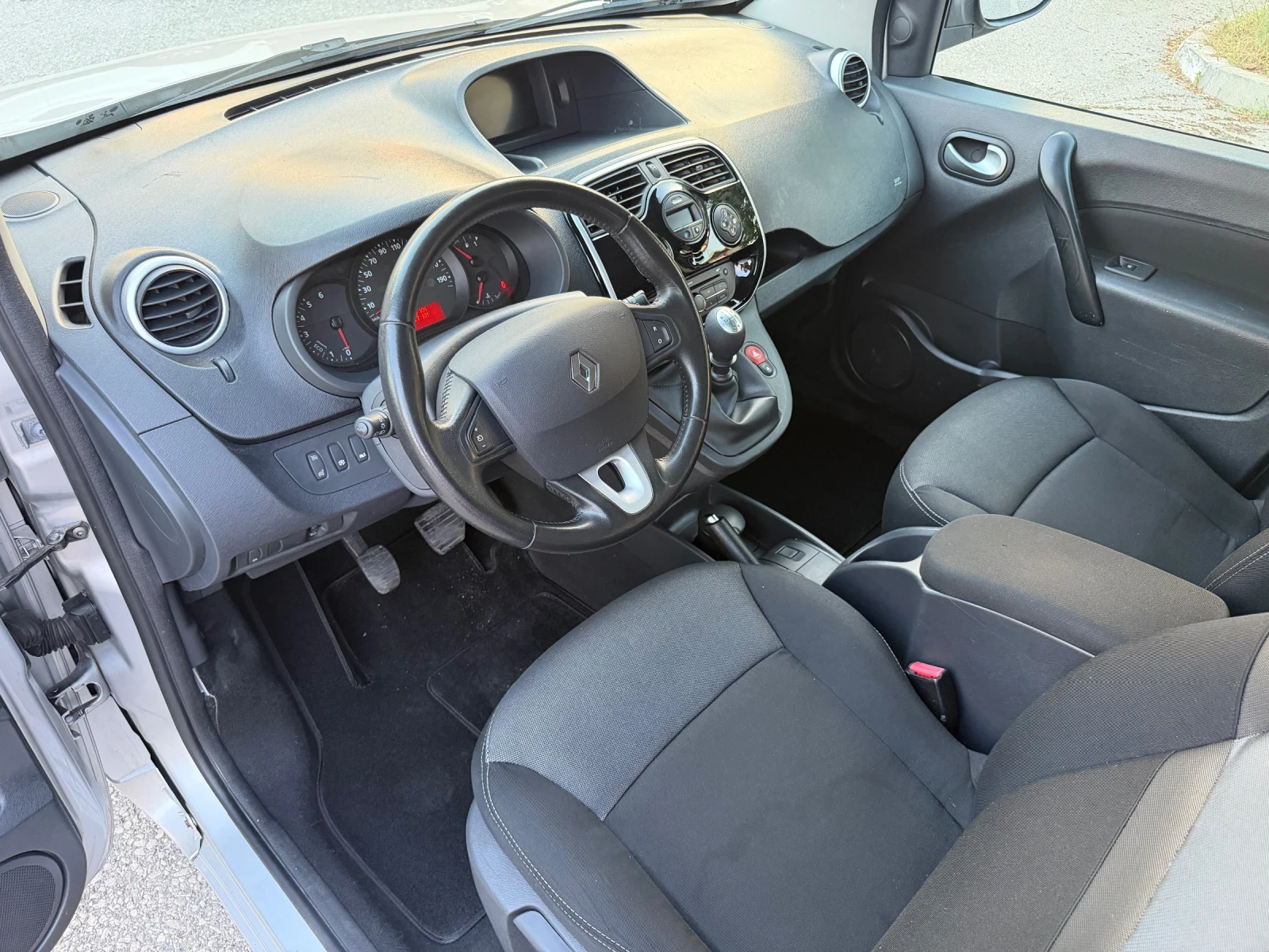 Renault Kangoo 1.5 Diesel 7 ����� | Mobile.bg � ����������� 8
