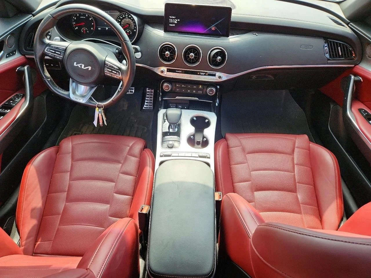 Kia Stinger, снимка 9 - Автомобили и джипове - 56689544