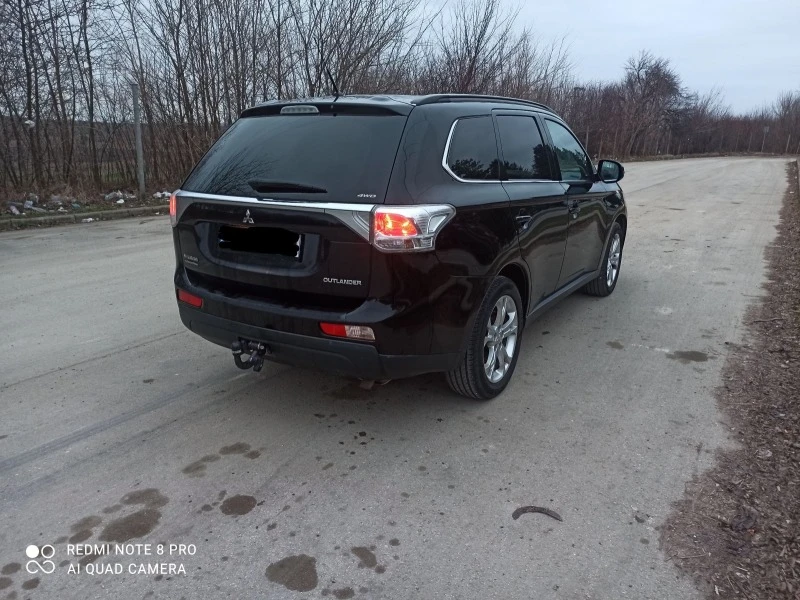 Mitsubishi Outlander 2.2 disel 4x4, снимка 4 - Автомобили и джипове - 49110604