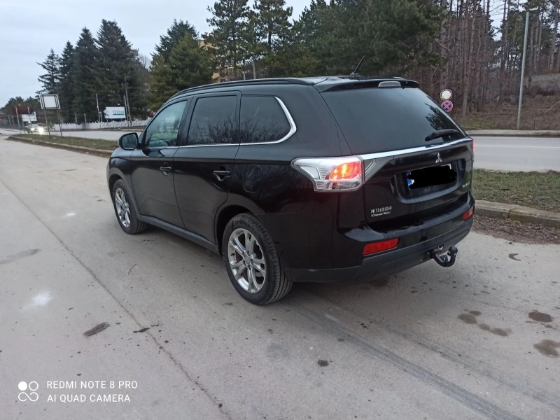 Mitsubishi Outlander 2.2 disel 4x4, снимка 3 - Автомобили и джипове - 47426139