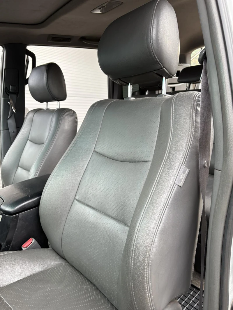 Toyota Land cruiser, снимка 10 - Автомобили и джипове - 51684047