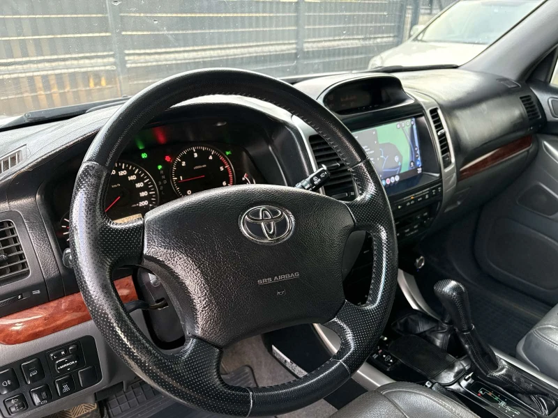 Toyota Land cruiser, снимка 14 - Автомобили и джипове - 51684047