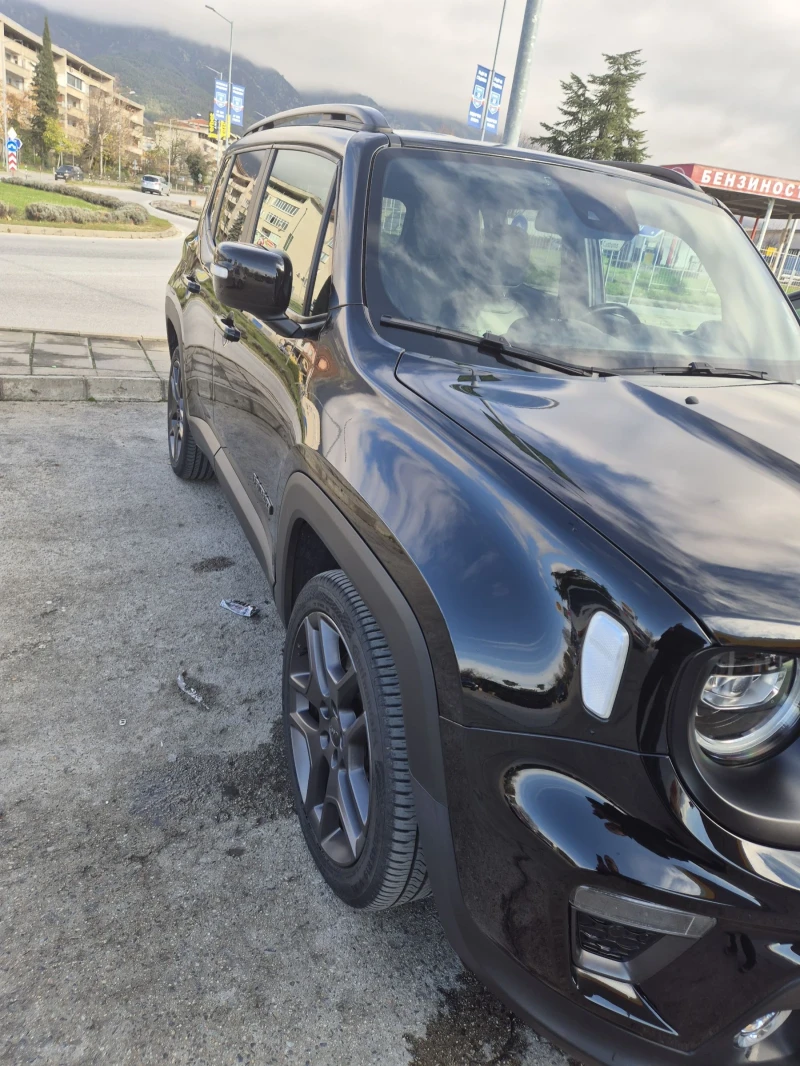 Jeep Renegade, снимка 3 - Автомобили и джипове - 52643886