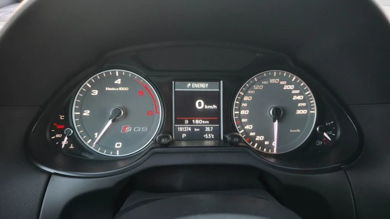 Audi SQ5 3.0TDI 313кс BANG&OLUFSEN KEYLESS ШВЕЙЦАРИЯ, снимка 10 - Автомобили и джипове - 52777603