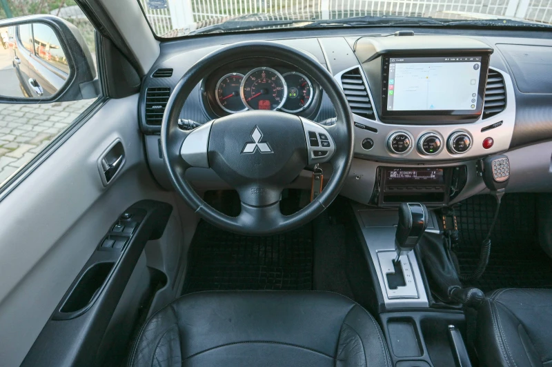 Mitsubishi L200, снимка 10 - Автомобили и джипове - 53161957