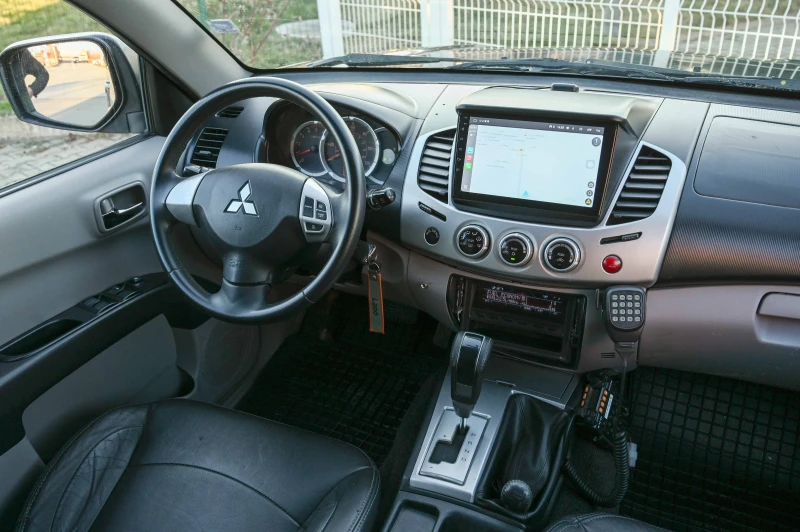 Mitsubishi L200, снимка 11 - Автомобили и джипове - 53161957