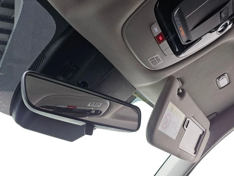 Kia Sorento 2.5 Automatic, снимка 17 - Автомобили и джипове - 55724134