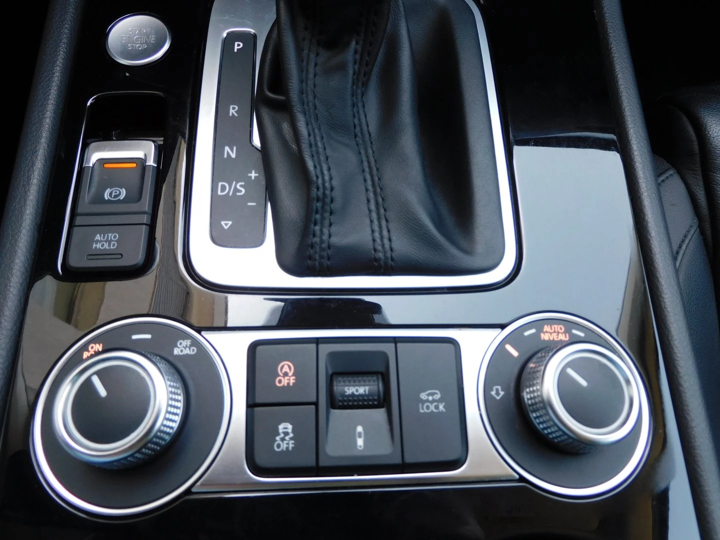 VW Touareg V6 TDI BMT 4MOTION, снимка 16 - Автомобили и джипове - 53539355