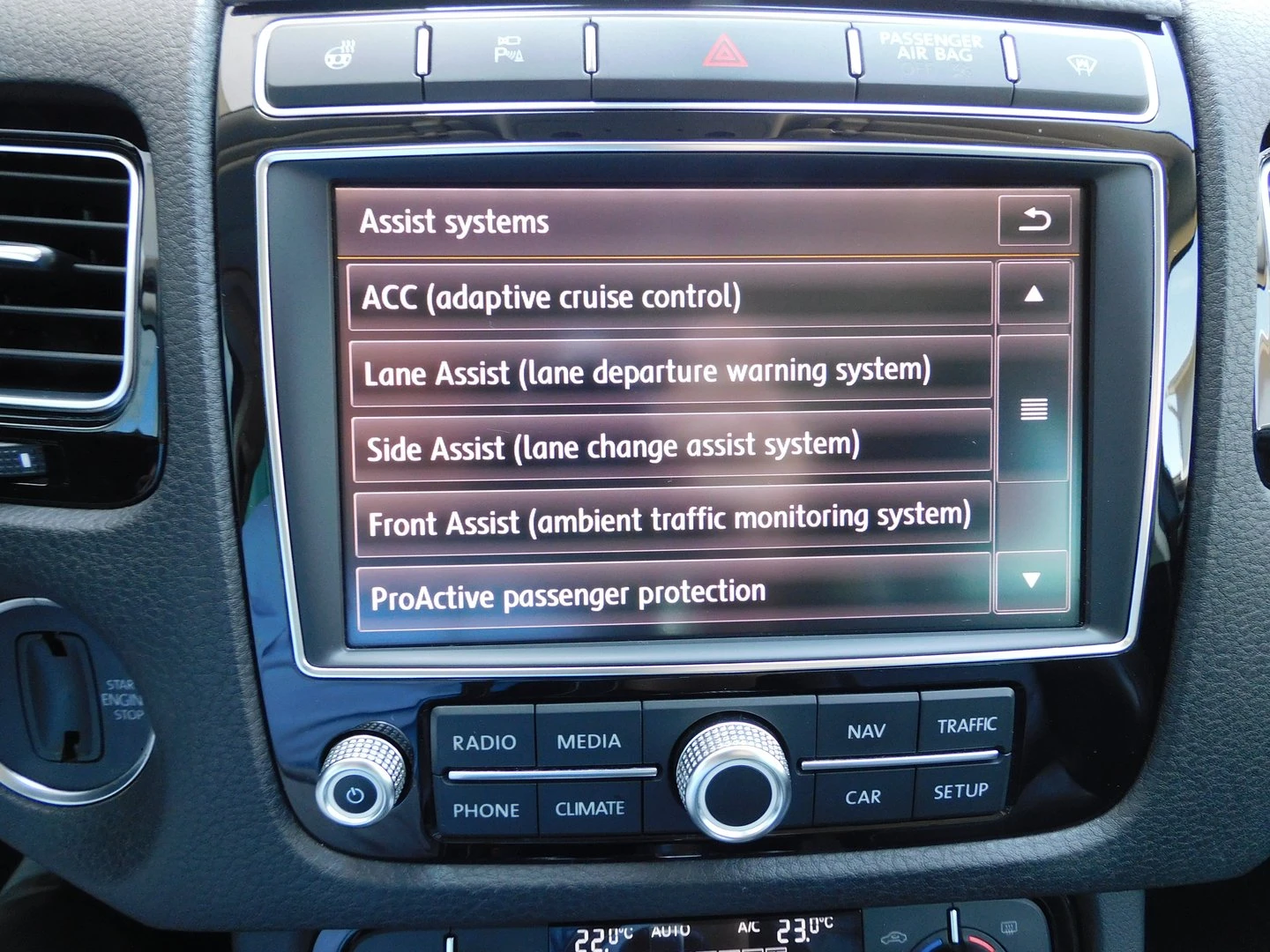 VW Touareg V6 TDI BMT 4MOTION, снимка 12 - Автомобили и джипове - 53539355