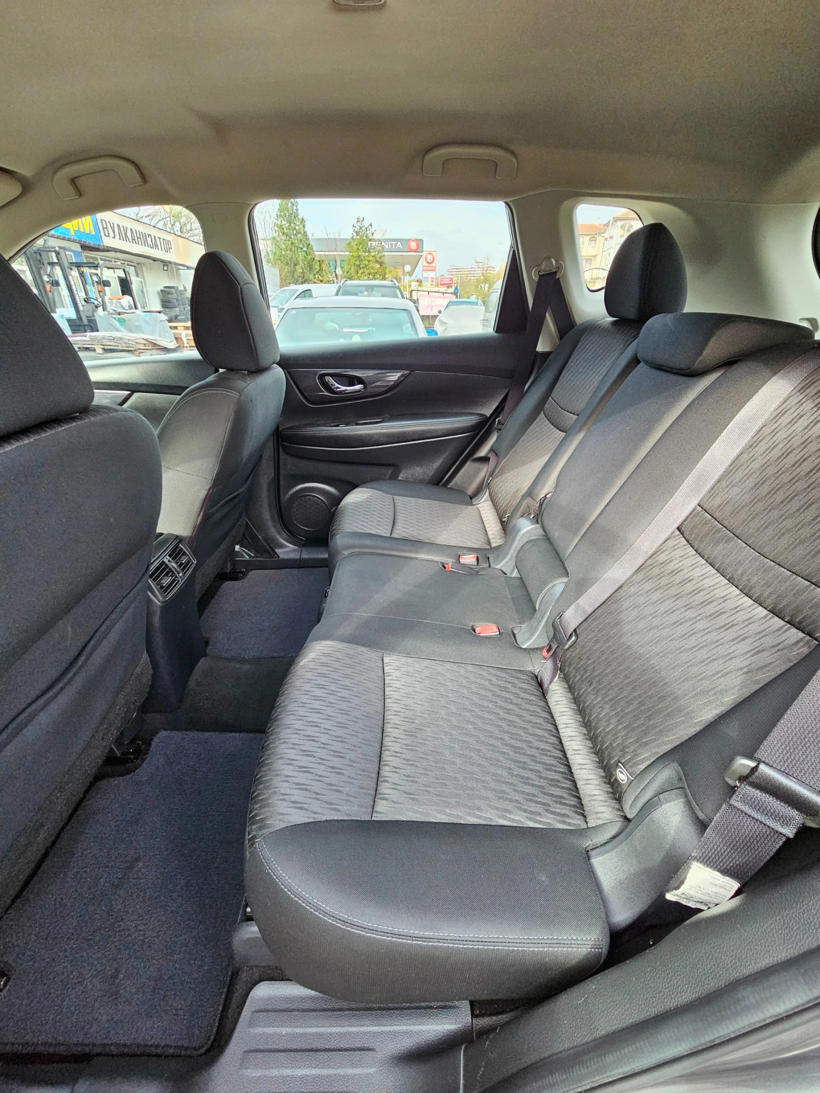 Nissan X-trail 2.5 4x4 - изображение 10