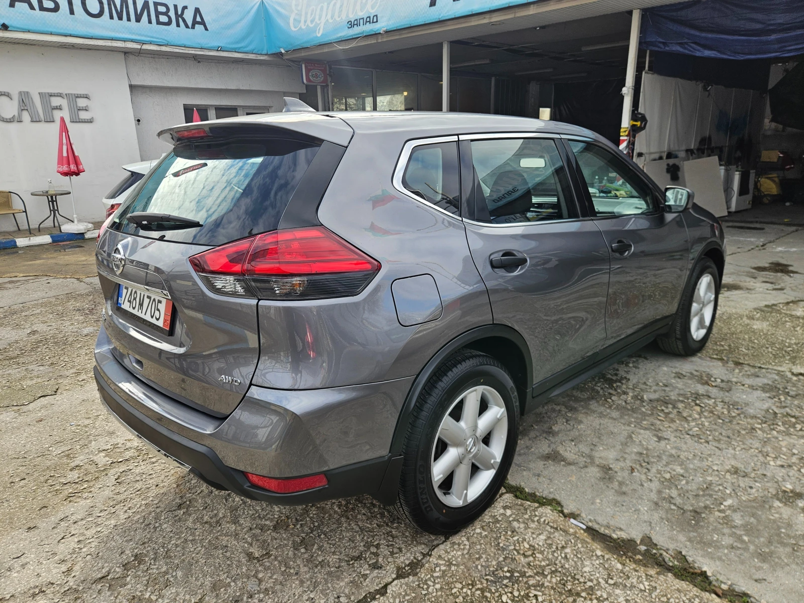 Nissan X-trail 2.5 4x4 - изображение 4