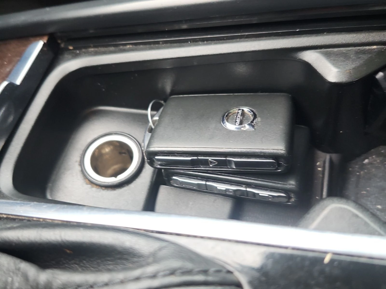 Volvo Xc90 CARFAX    | Mobile.bg   6