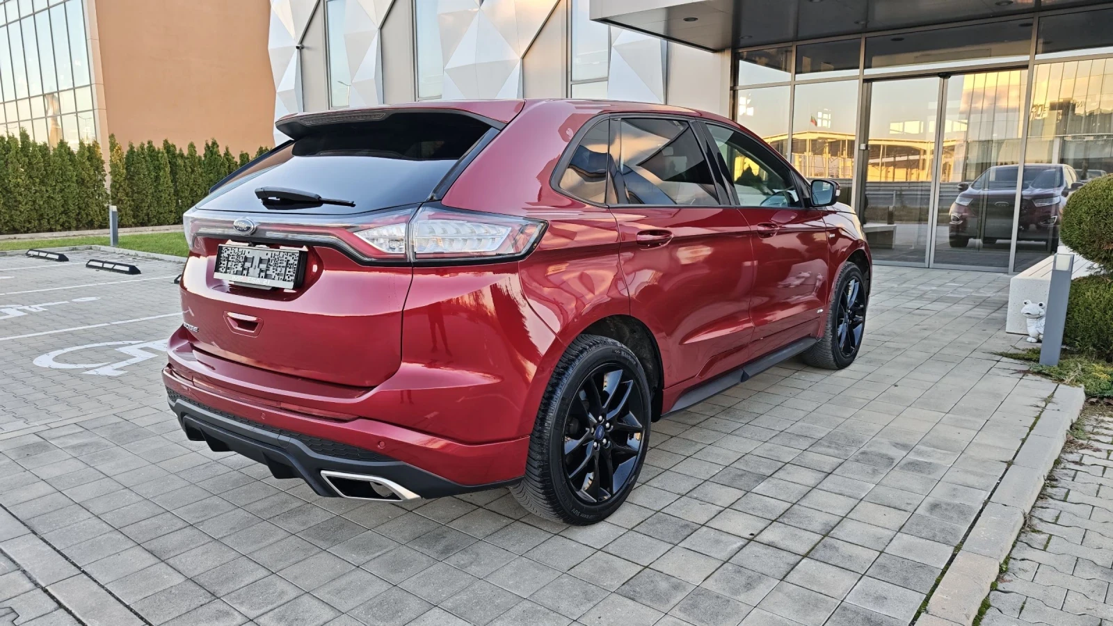 Ford Edge 2.0d 4x4 TITANIUM  - изображение 3