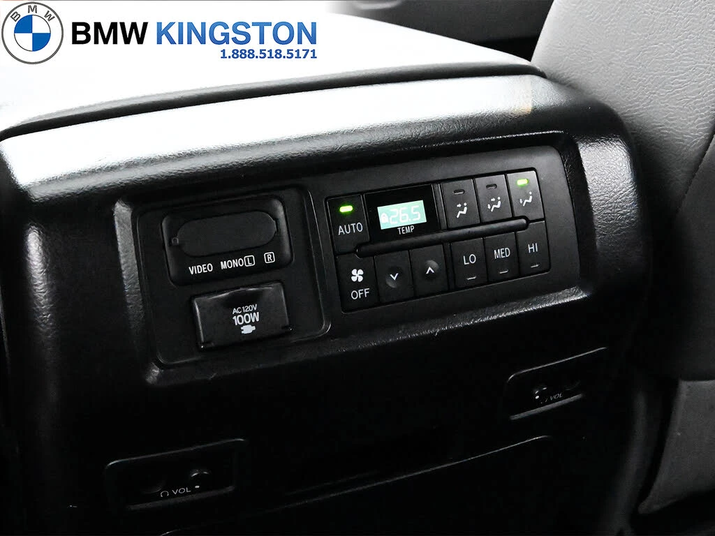 Toyota Sequoia PLATINUM* ПОДГРЕВ* ОБДУХВАНЕ* КАМЕРА* МЪРТВА ТОЧКА, снимка 14 - Автомобили и джипове - 53768015