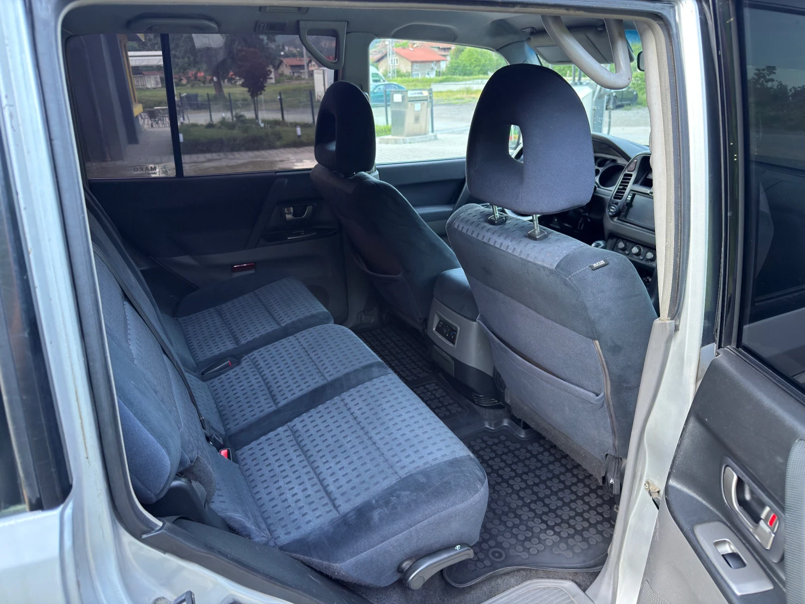 Mitsubishi Pajero 3* 3.2DID* 6+ 1* МЕХАНИЧНА ПОМПА * , снимка 7 - Автомобили и джипове - 54692324