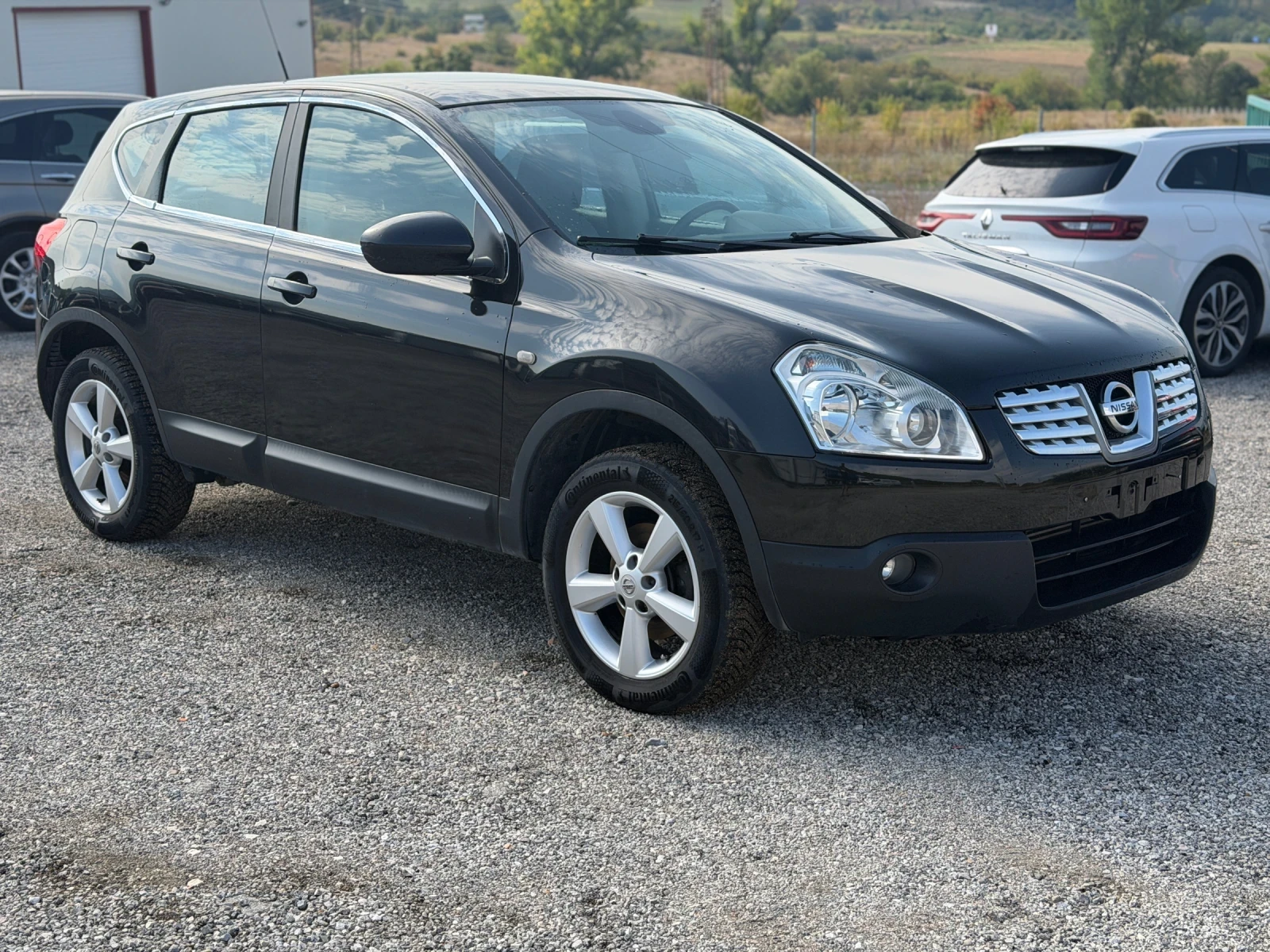Nissan Qashqai 2.0 DCI 4x4, снимка 2 - Автомобили и джипове - 55830557