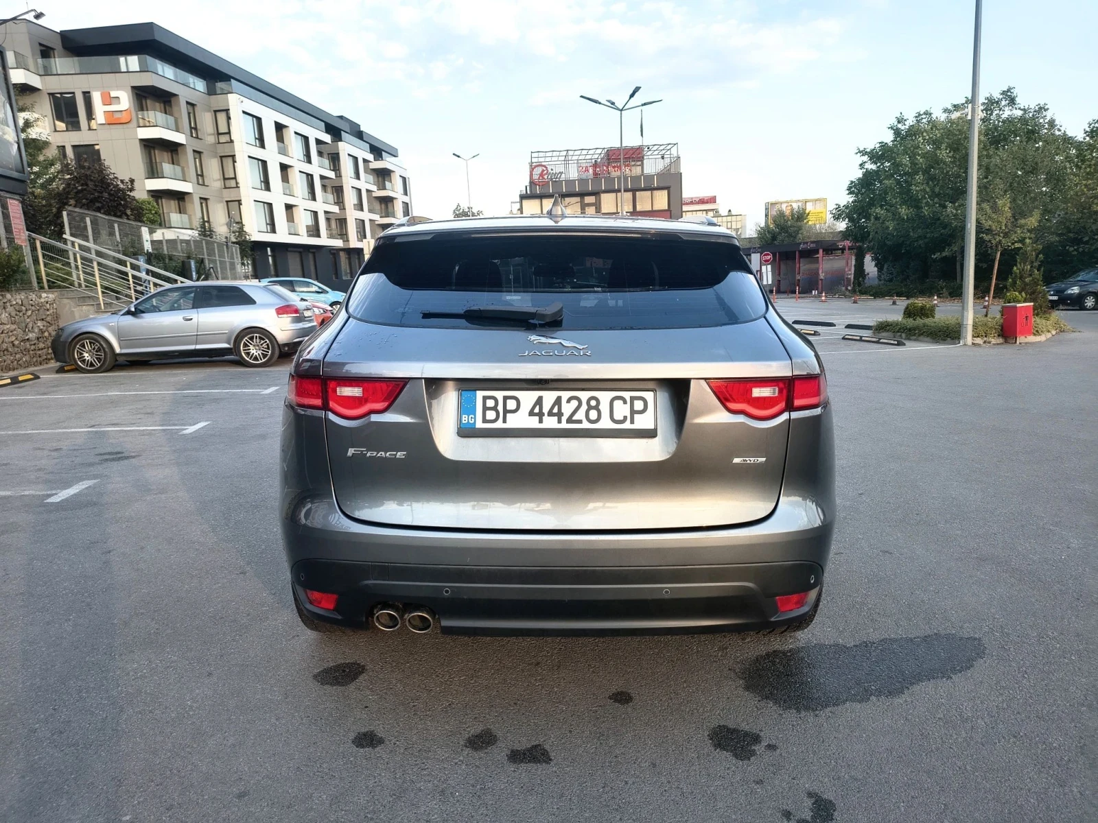 Jaguar F-PACE R Sport Сменени Вериги, снимка 6 - Автомобили и джипове - 56159625
