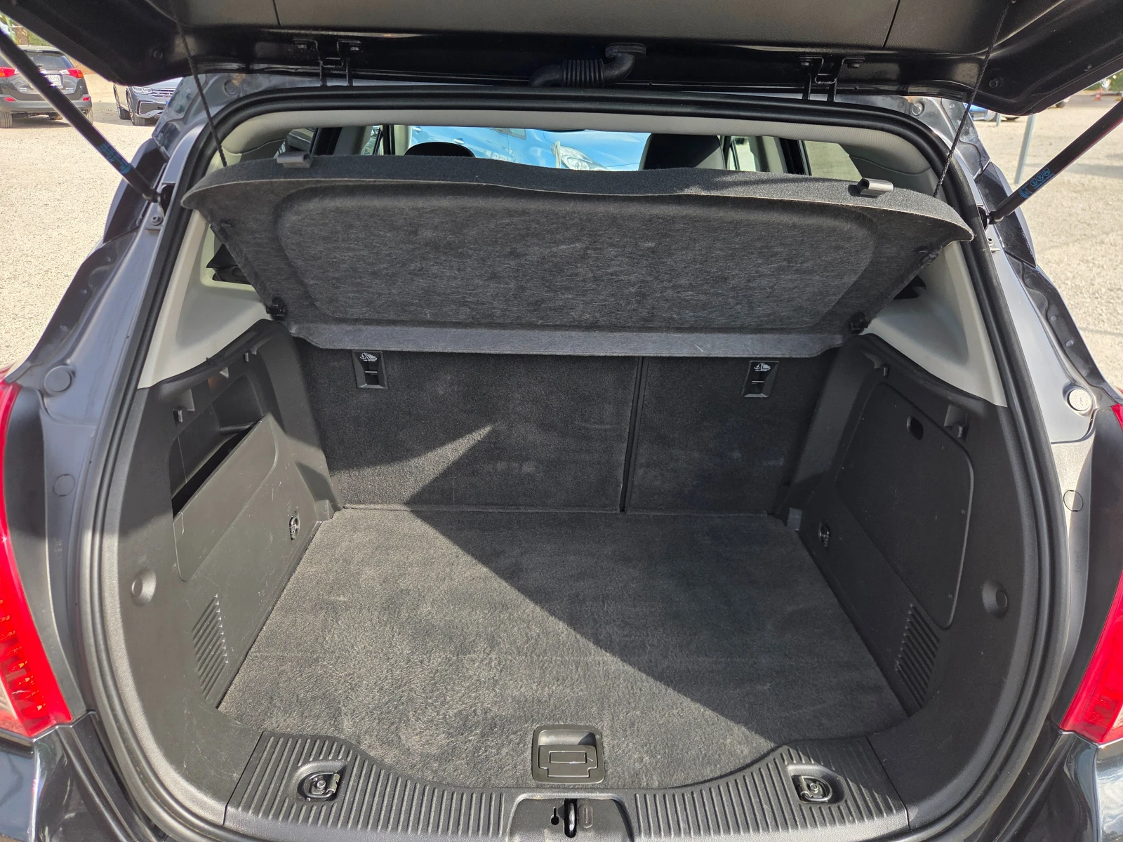 Opel Mokka 1.4i Cosmo 2WD ШВЕЙЦАРИЯ, снимка 16 - Автомобили и джипове - 56244544