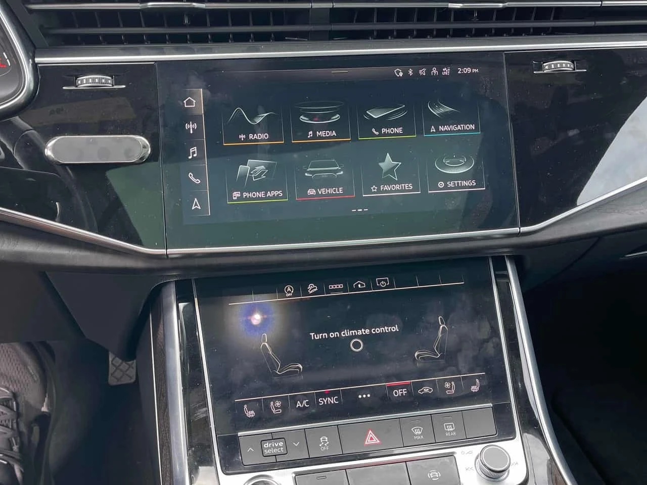 Audi Q8 QUATTRO * ���������* 360 ������* HEAD UP*  | Mobile.bg � ����������� 9
