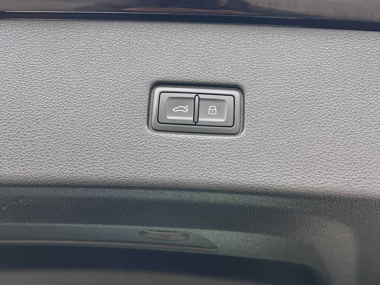 Audi Q8 QUATTRO * ���������* 360 ������* HEAD UP*  | Mobile.bg � ����������� 16