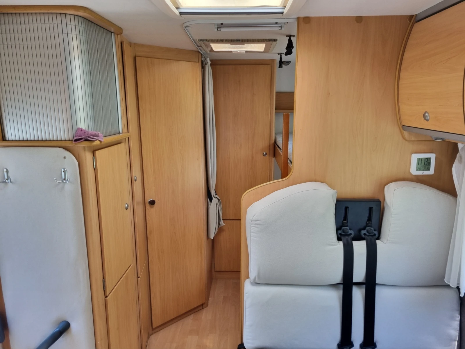  Cristall | Mobile.bg   11