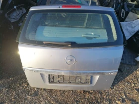Заден капак Опел Зафира Б, снимка 1