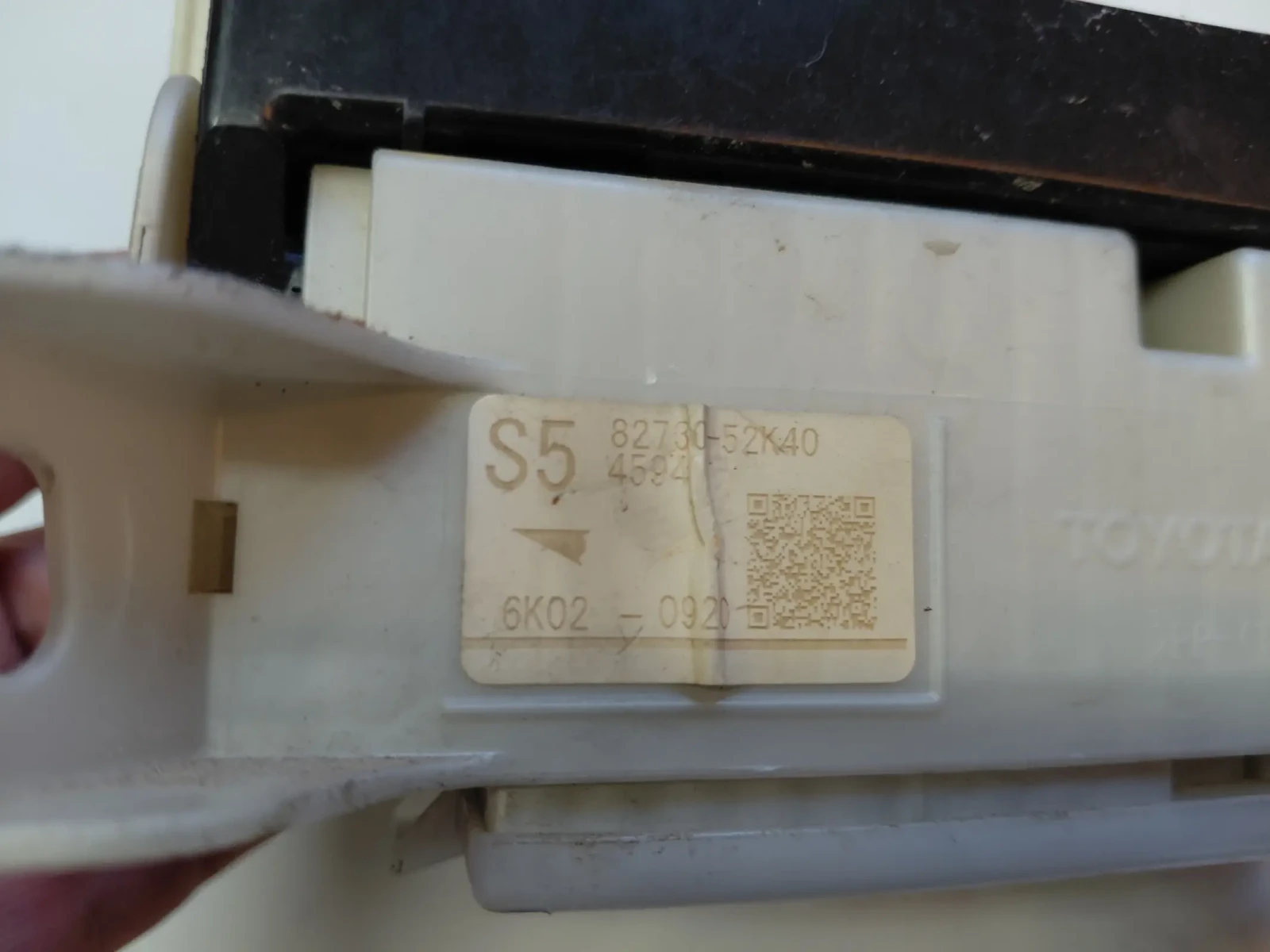 82730-52K40 Бушонно табло TOYOTA YARIS 2015 8273052K40, снимка 3 - Части - 55735443