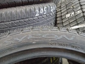 Гуми Зимни 235/40R19, снимка 4