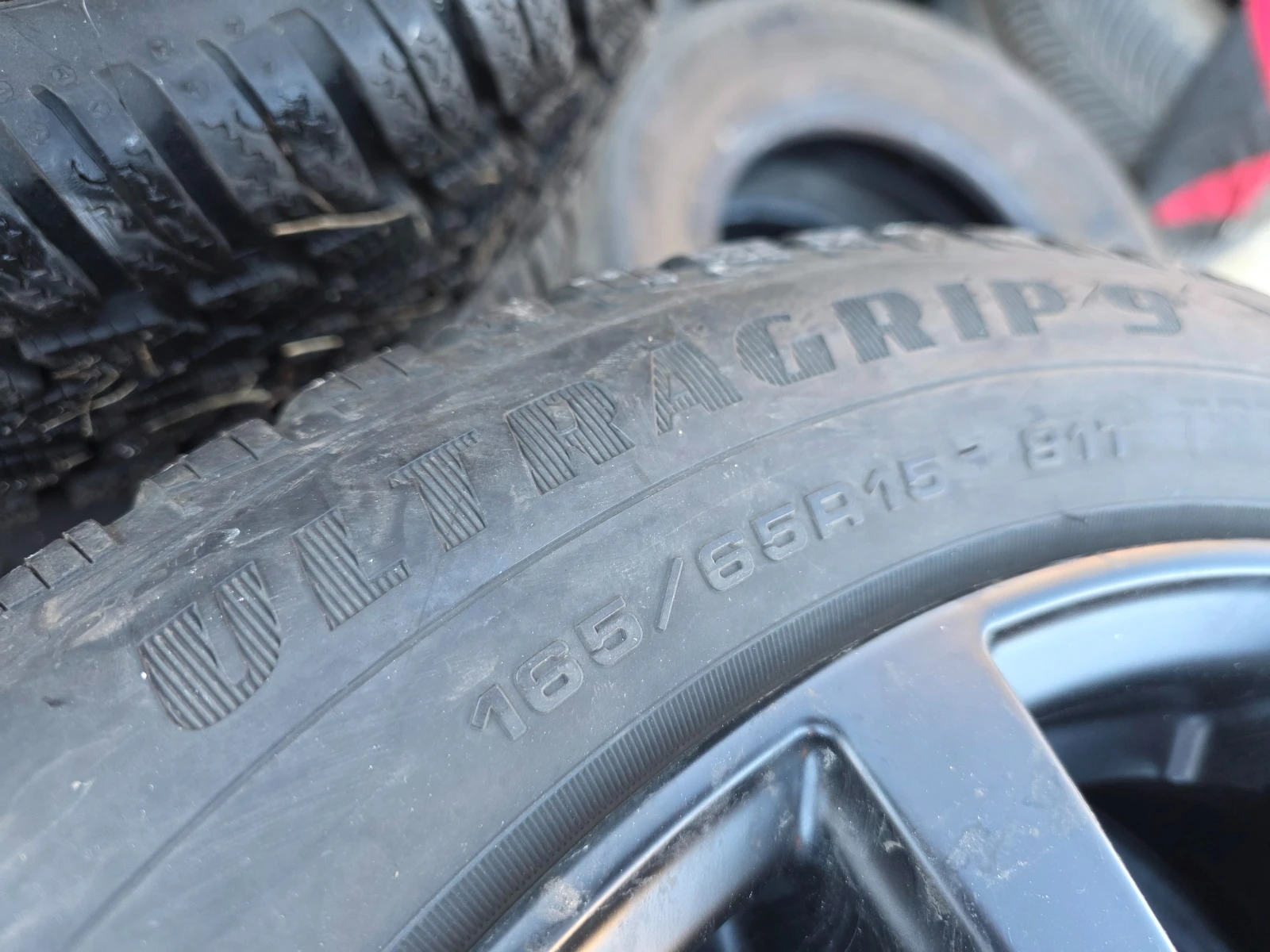 Гуми Зимни 165/65R15, снимка 8 - Гуми и джанти - 54000447