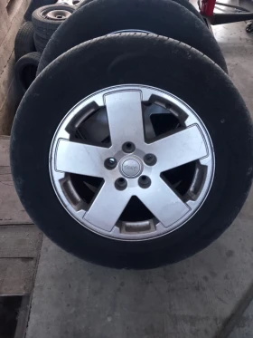        265/65R18  Jeep Grand cherokee