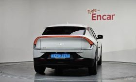 Kia EV6 * LONG RANGE* ПОДГРЕВ* ОБДУХВАНЕ* КАМЕРИ* , снимка 4