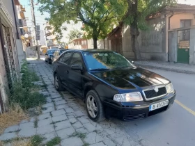 Skoda Octavia 1.6 Газ/Бензин, снимка 3