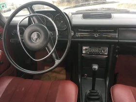 Mercedes-Benz 115 W115 220D, снимка 12