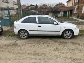 Opel Astra, снимка 2 - Автомобили и джипове - 45269426